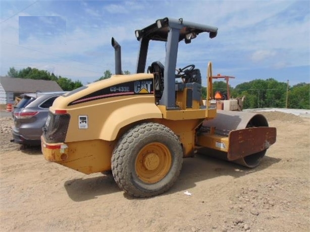 Vibratory Compactors CATERPILLAR CS-433E