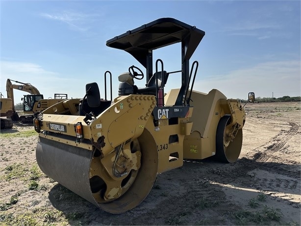Vibratory Compactors Caterpillar CB54