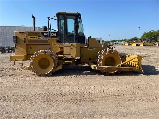 Compactadoras Suelos Y Rellenos Caterpillar 815F usada Ref.: 1705088187162153 No. 2