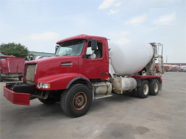 Mixers Concrete VOLVO VHD64F200