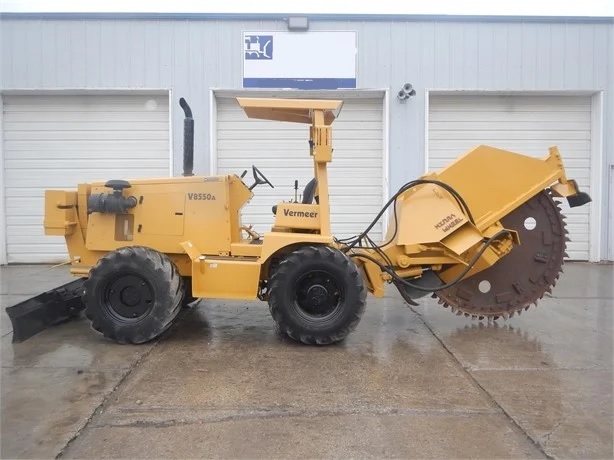 Trencher Vermeer V8550A