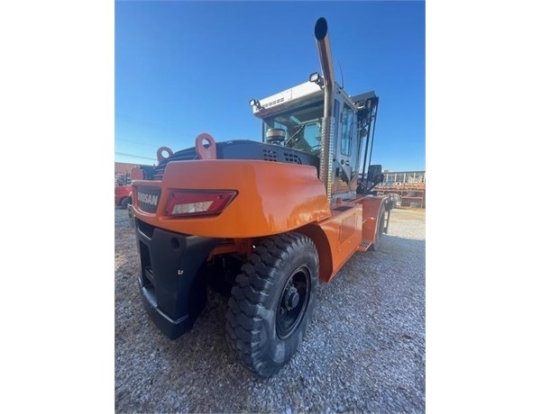 Montacargas Doosan D160S
