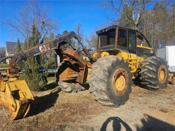 Forest Machines Caterpillar 525B