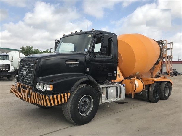 Mixers Concrete Volvo VHD64F200