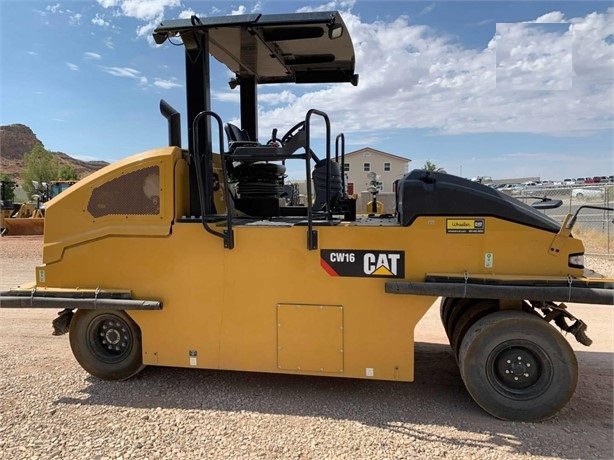 Compactors Tires Asphalt Caterpillar CW16