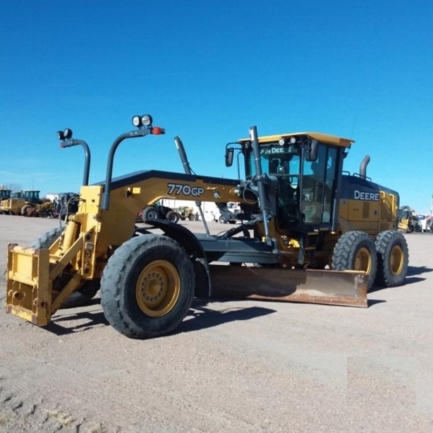 Motoconformadoras Deere 770GP