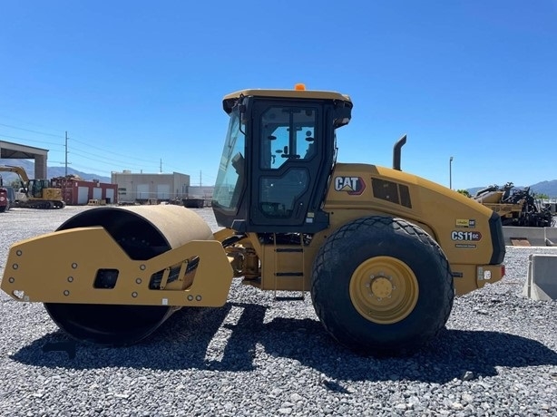 Vibratory Compactors Caterpillar CS11GC