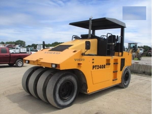 Compactors Tires Asphalt VOLVO PT240R