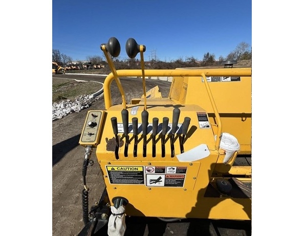 Pavimentadoras Carlson CP75 en buenas condiciones Ref.: 1744226742038200 No. 3