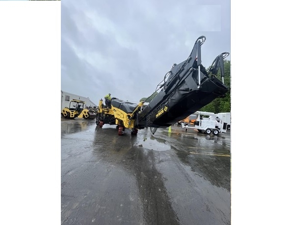 Recicladoras Bomag BM1200 de medio uso en venta Ref.: 1744310865123784 No. 2