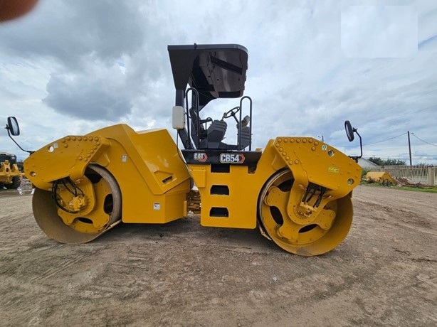 Compactadora Vibratoria Caterpillar CB54 de segunda mano en venta Ref.: 1745268656499062 No. 3