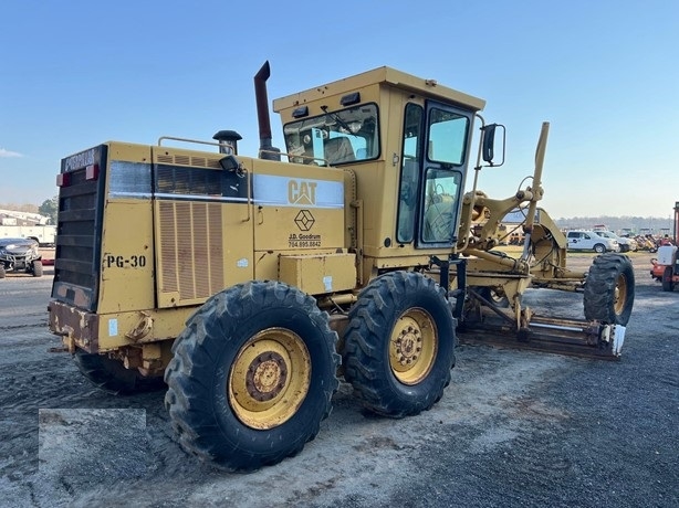 Motoconformadoras Caterpillar 12H de medio uso en venta Ref.: 1745949068907392 No. 3