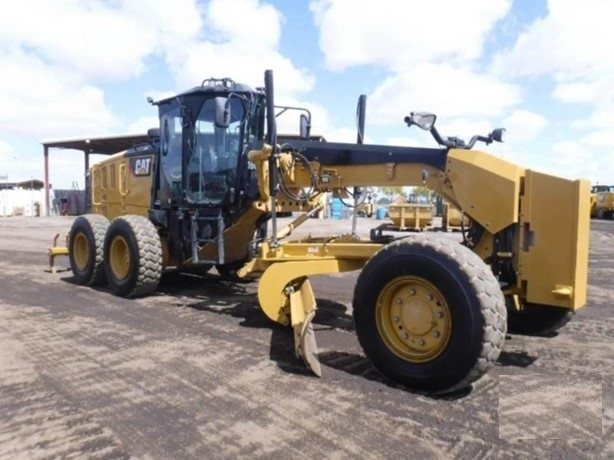 Motoconformadoras Caterpillar 160M usada a buen precio Ref.: 1746820572136808 No. 2