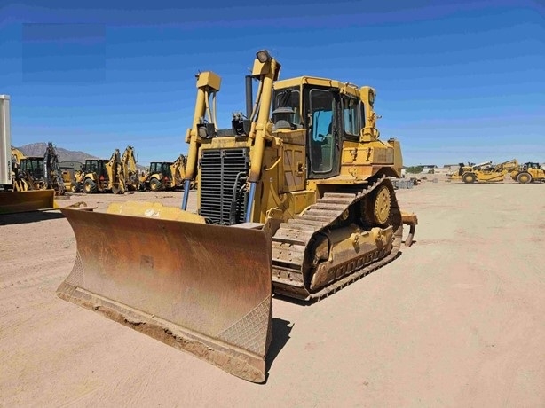 Dozers/tracks Caterpillar D6R