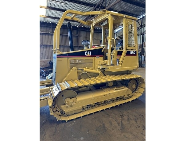 Dozers/tracks Caterpillar D5C