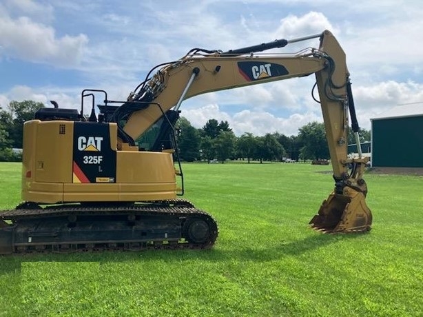 Excavadoras Hidraulicas Caterpillar 325 de segunda mano en venta Ref.: 1753902421630485 No. 3