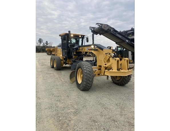 Motor Graders DEERE 670G