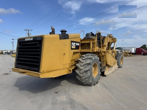 Recycles CATERPILLAR RM300