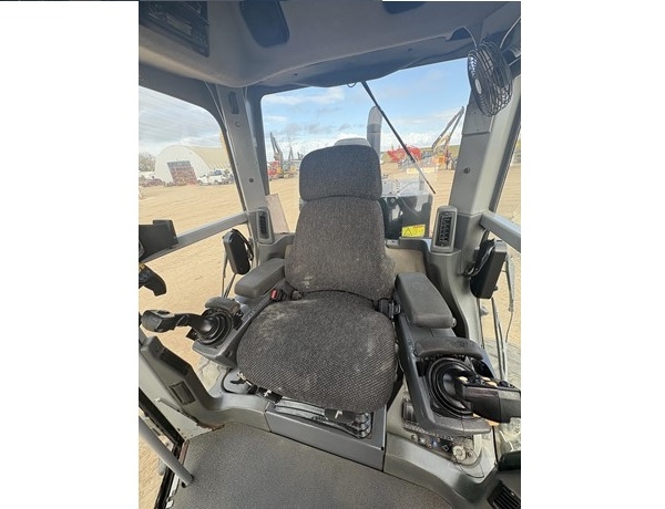 Motoconformadoras Caterpillar 140M de medio uso en venta Ref.: 1755813646717860 No. 3