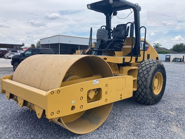 Vibratory Compactors Caterpillar CS-533E
