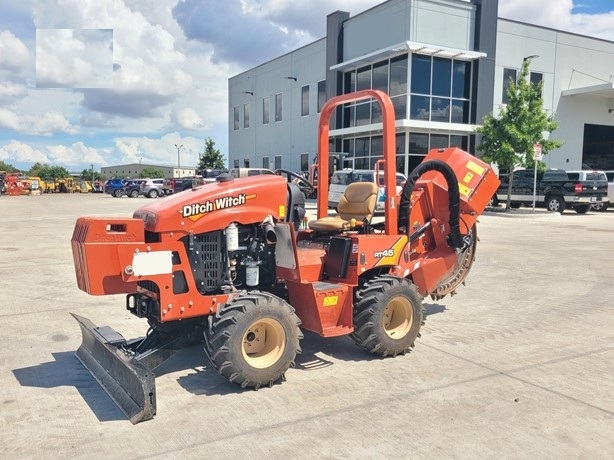 Trencher DITCH WITCH RT45