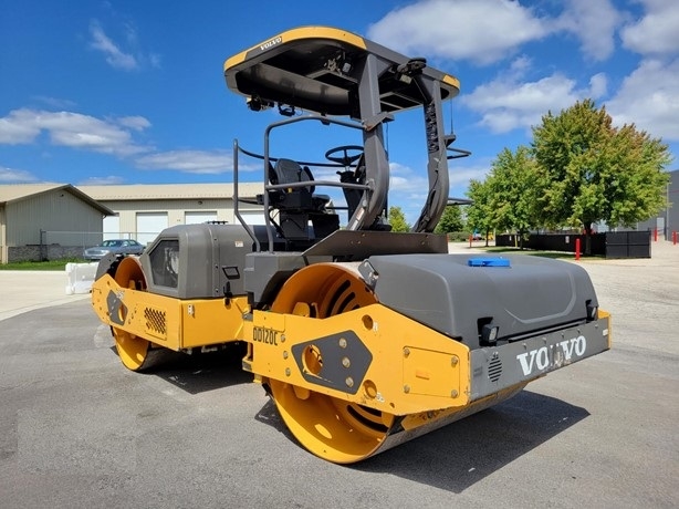 Compactadora Vibratoria Volvo DD120 usada en buen estado Ref.: 1757532422911332 No. 3