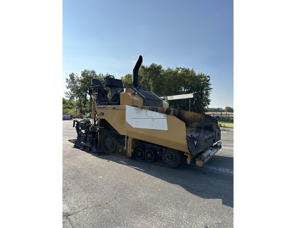 Pavimentadoras Caterpillar AP-555E importada de segunda mano Ref.: 1759258580827674 No. 2