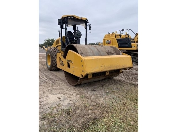 Compactadora Vibratoria Caterpillar CS11GC usada a la venta Ref.: 1759942926767391 No. 2