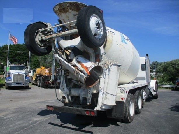 Mezcladoras De Concreto Kenworth W900 de segunda mano Ref.: 1760806702115223 No. 3