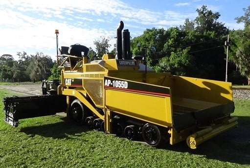 Pavers Caterpillar AP-1055D