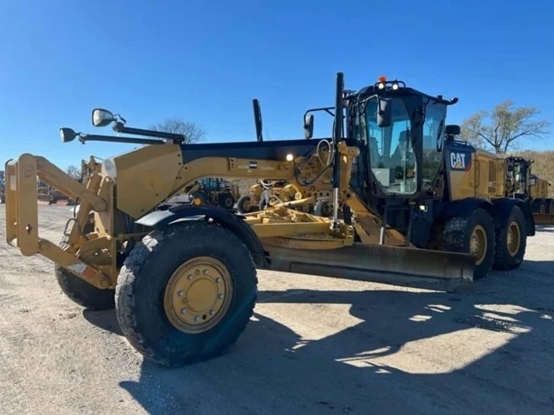 Motoconformadoras Caterpillar 12M