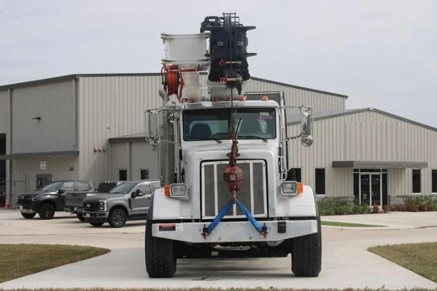 Gruas Altec AC40 de medio uso en venta Ref.: 1764181058185391 No. 2