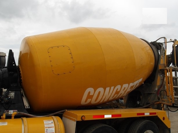 Mezcladoras De Concreto Kenworth W900 usada a buen precio Ref.: 1765565027481847 No. 3