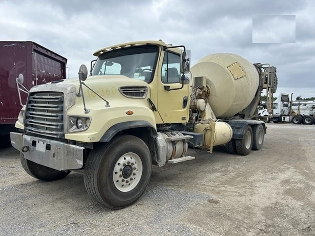 Mixers Concrete Freightliner 114SD