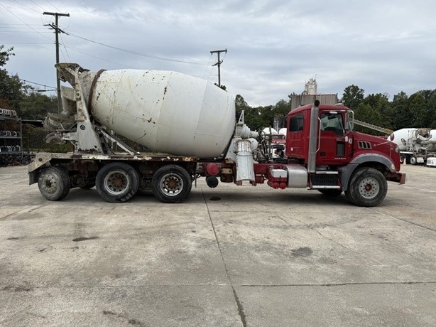 Mezcladoras De Concreto Mack GU713 usada a la venta Ref.: 1765567124228488 No. 4