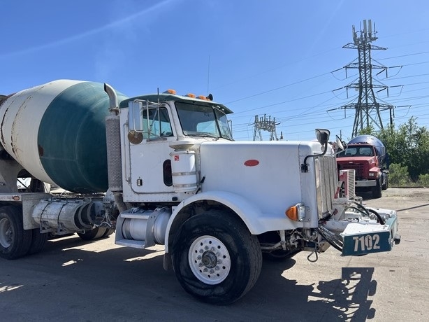 Mezcladoras De Concreto Peterbilt 357 de segunda mano Ref.: 1765582806843216 No. 2