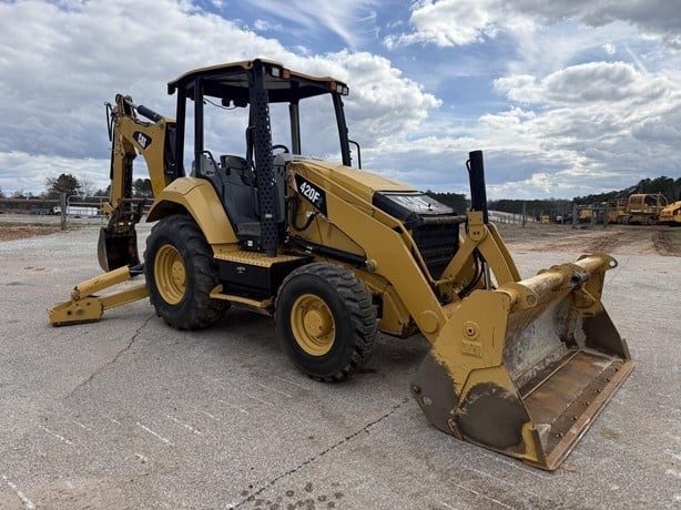 Retroexcavadoras Caterpillar 420F seminueva en venta Ref.: 1771529228785478 No. 2