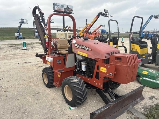 Trencher DITCH WITCH RT45