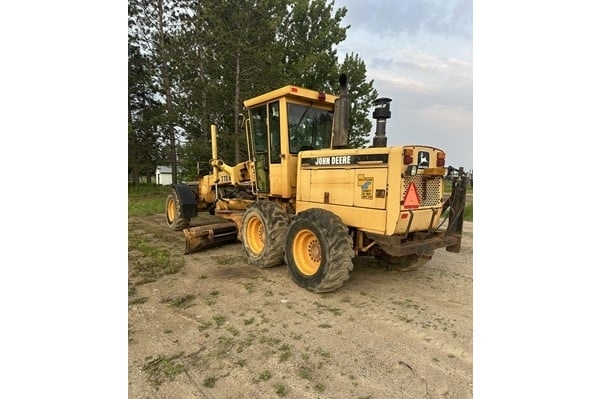 Motoconformadoras Deere 770BH