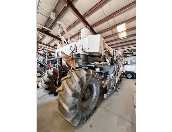 Recicladoras Wirtgen WR2400 de medio uso en venta Ref.: 1773784262925706 No. 3