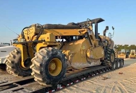 Recycles CATERPILLAR RM-500