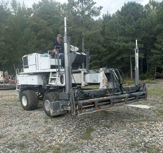 Screed Lasser Somero S240