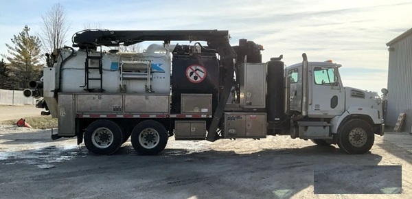 OFF ROAD TRUCK / WESTERN STAR / 4600SB 