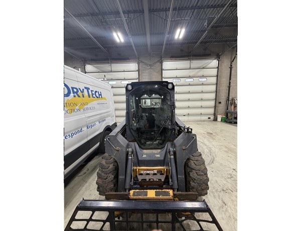 Minicargadores John Deere 320  Ref.: 1778952990816656 No. 3