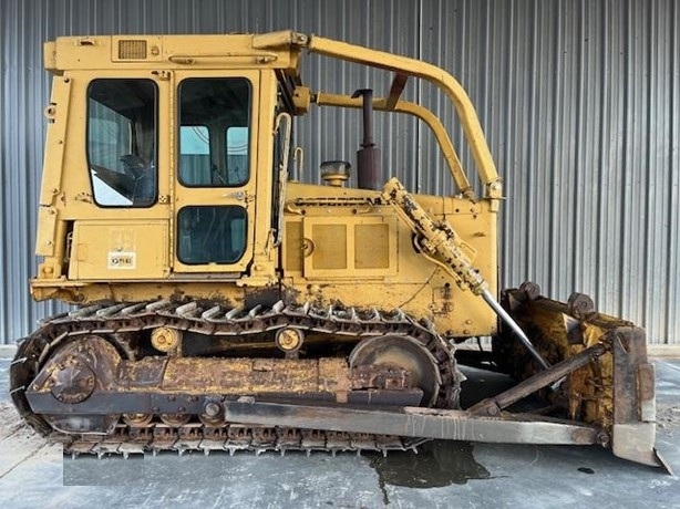 Dozers/tracks CATERPILLAR D5B