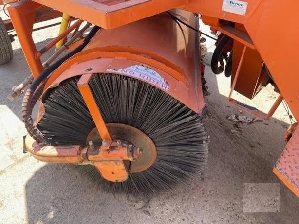 Barredoras Broce CR350 de medio uso en venta Ref.: 1779823997759095 No. 4