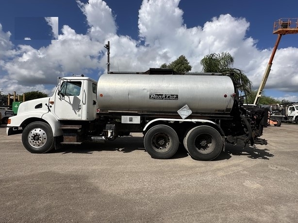 Petrolizadora International 8200 seminueva en perfecto estado Ref.: 1780016341652437 No. 2