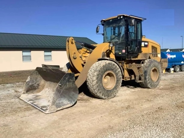 Wheel Loaders CATERPILLAR 930K